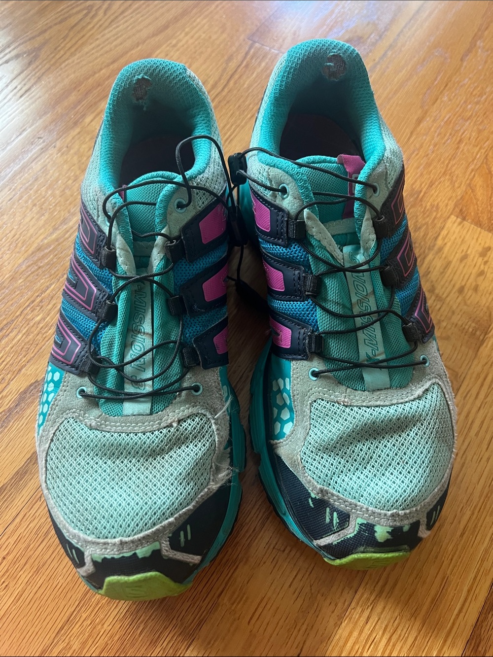Salomon Teal & Pink Women's Trail Running Shoes